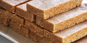 بار-پروتئینی-بدون-نیاز-به-پخت-(پودر-پروتئین)-(دستور-غذایی)
