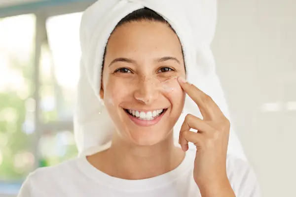 روغن نارگیل برای صورت ملتهب