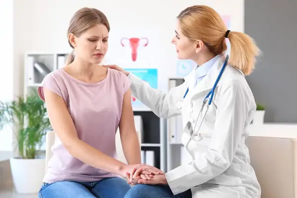 علل تنبلی تخمدان