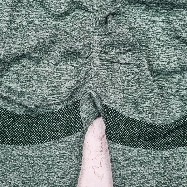 leg-seamless-2