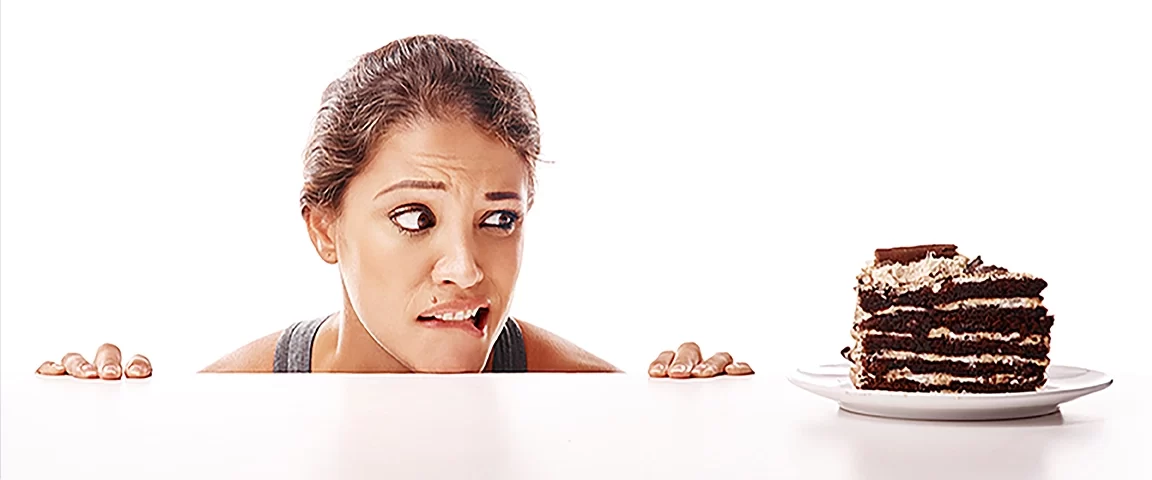 روش‌های کاهش میل به شیرینی + معرفی 11 غذای جایگزین