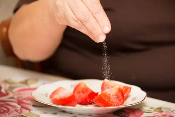 اثرات حذف نمک و لاغری