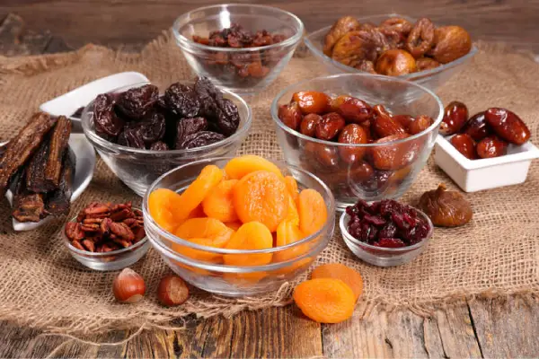 بهترین میوه خشک برای لاغری