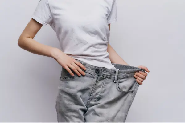 حقیقت درباره خواص آب سیب برای لاغری