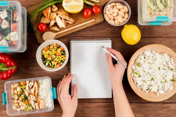 غذاهای موجود در برنامه تغذیه برای چاق شدن