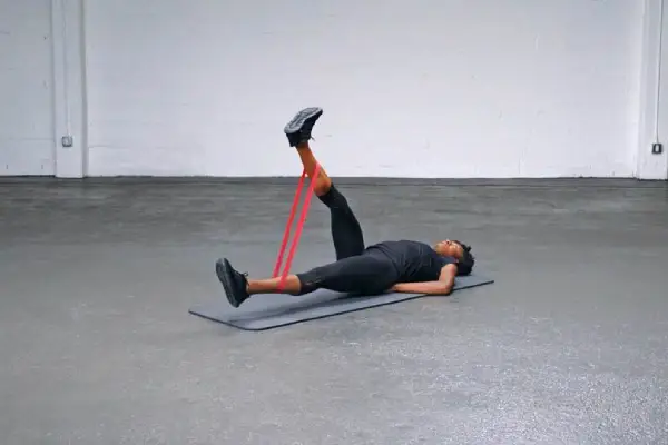 ورزش با کش برای تقویت پا