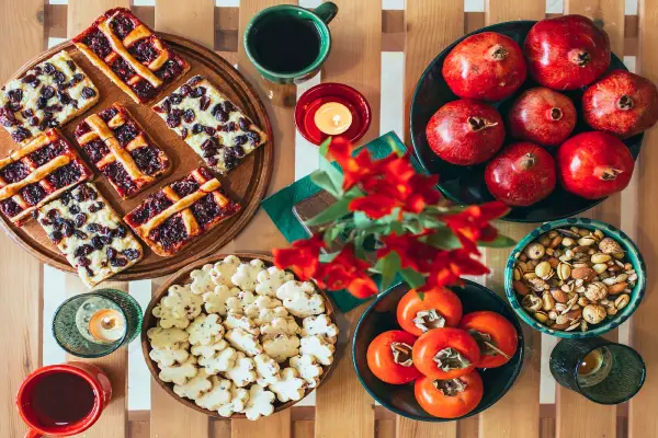 ویژگی‌های شیرینی رژیمی برای شب یلدا