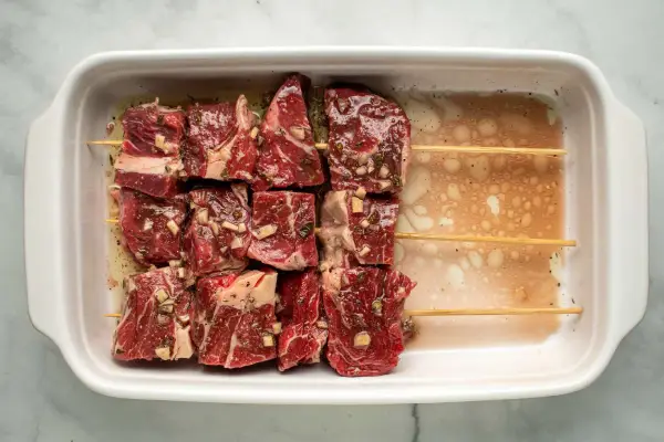 طریقه مصرف سرکه انگور برای لاغری به‌عنوان ماریناد