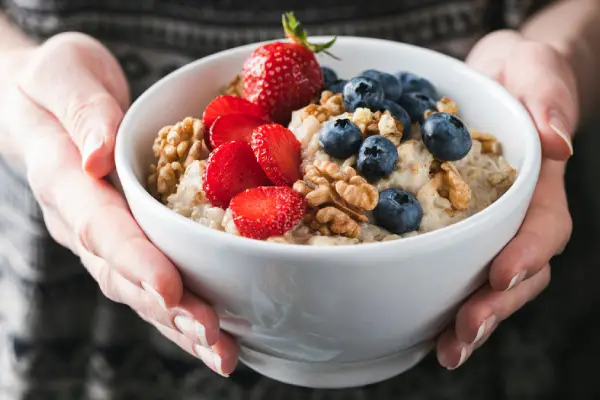 رژیم غذایی برای درمان تخمدان پلی‌کیستیک